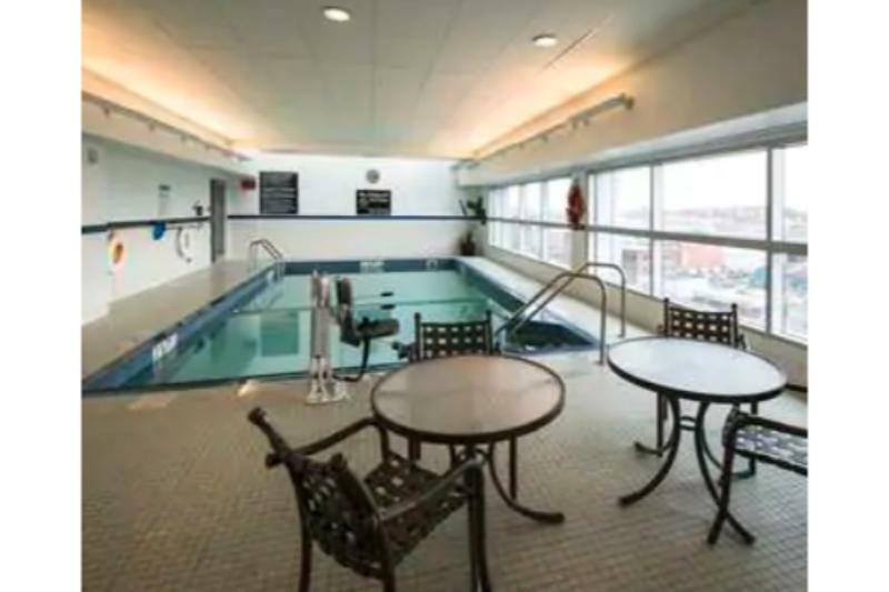 Hampton Inn & Suites Boston Crosstown Center Экстерьер фото